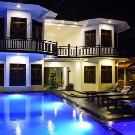 Ocean Glory Hotel Ettukala Экстерьер фото