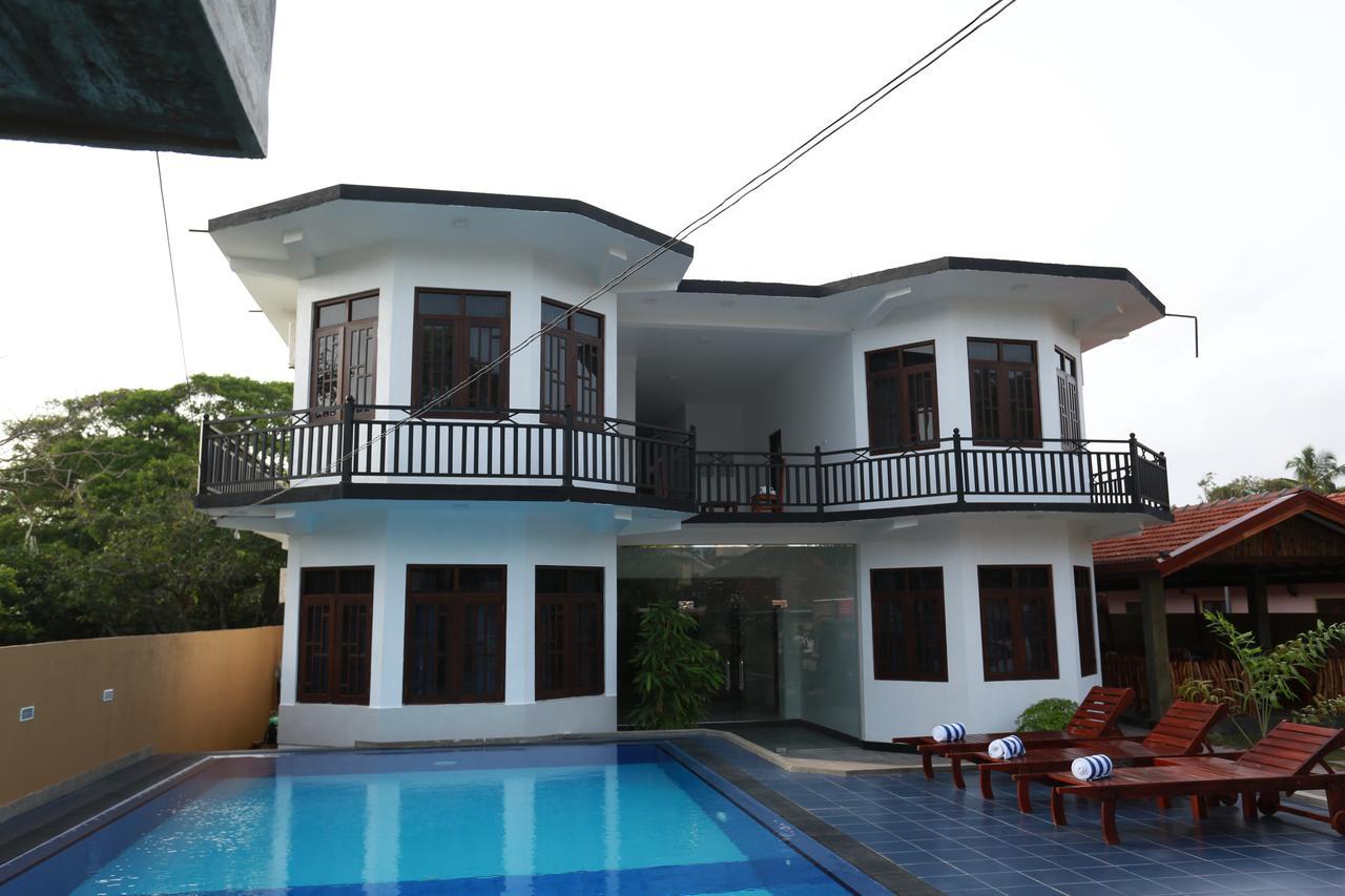 Ocean Glory Hotel Ettukala Экстерьер фото