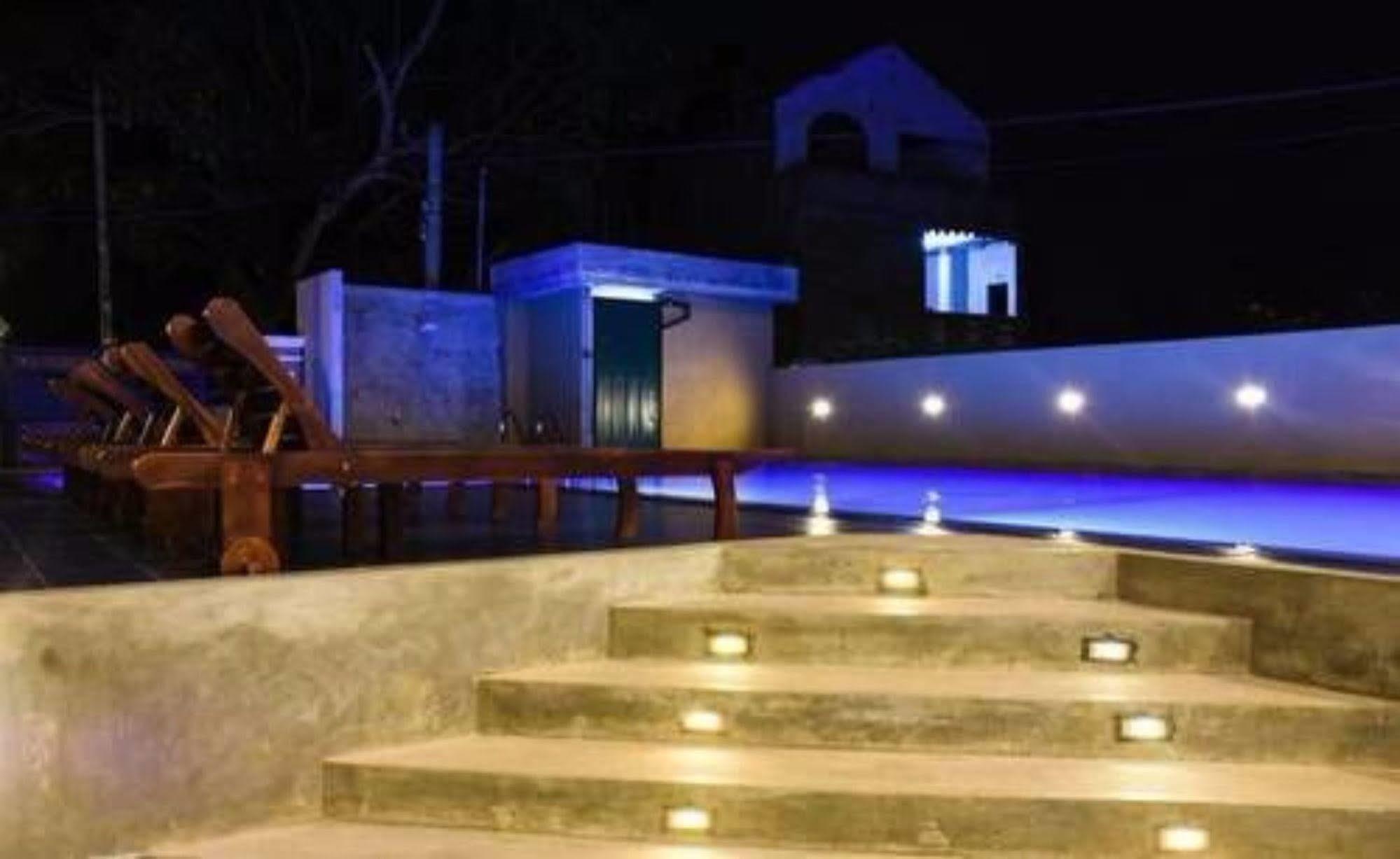 Ocean Glory Hotel Ettukala Экстерьер фото