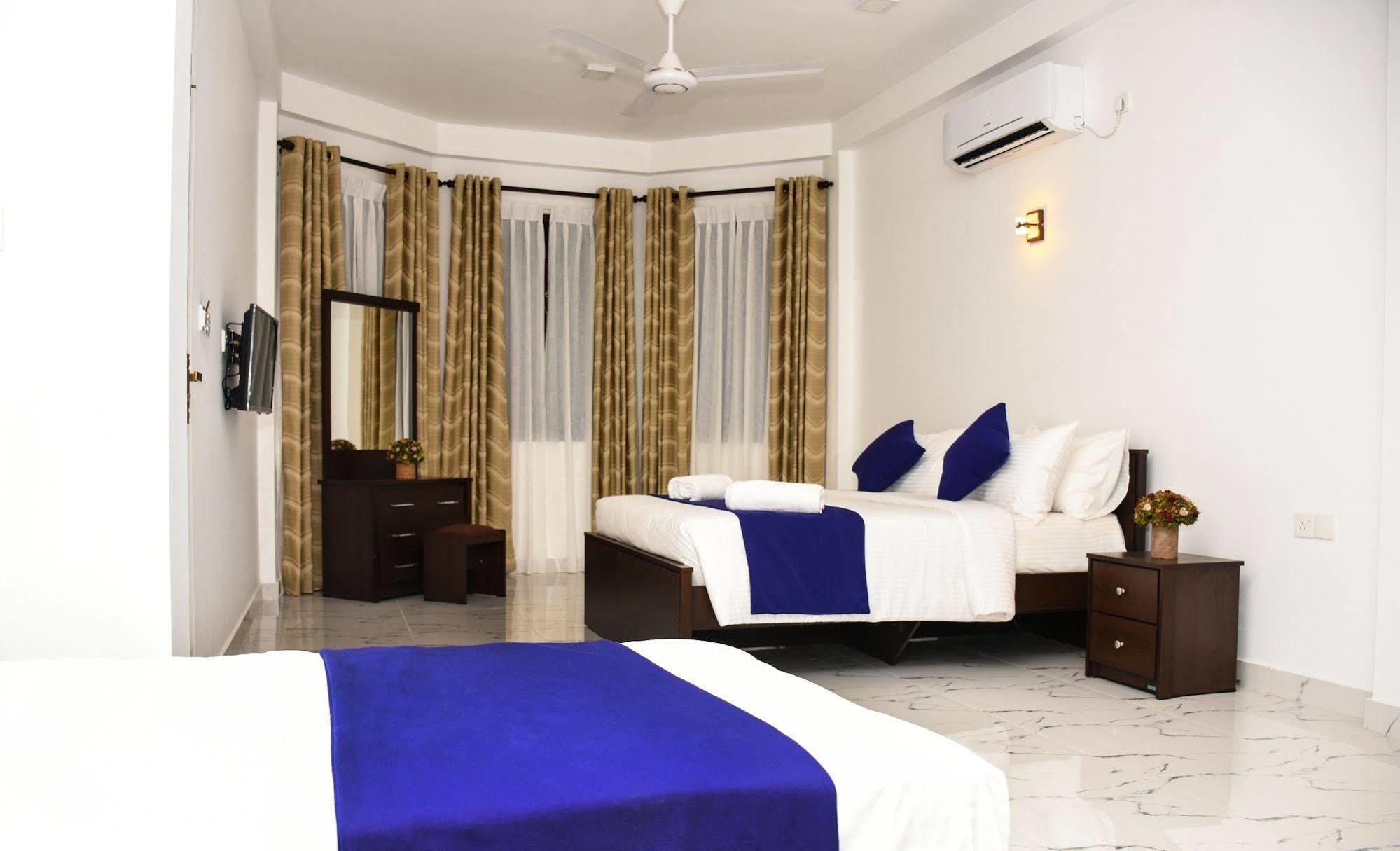 Ocean Glory Hotel Ettukala Экстерьер фото
