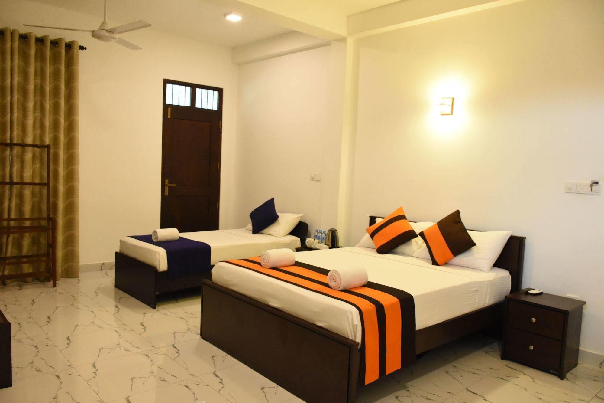 Ocean Glory Hotel Ettukala Экстерьер фото