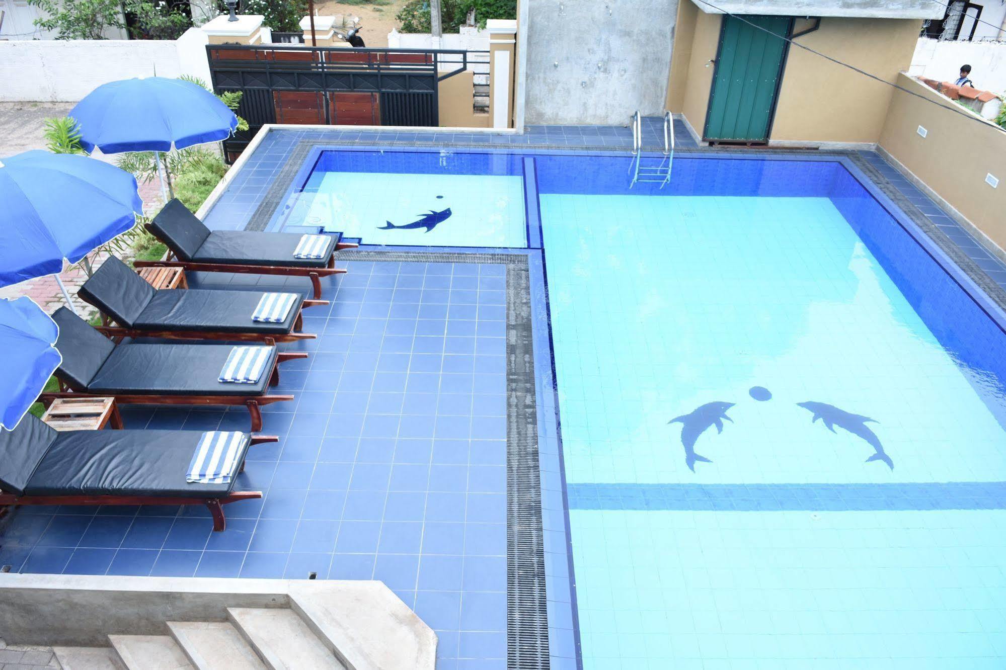 Ocean Glory Hotel Ettukala Экстерьер фото