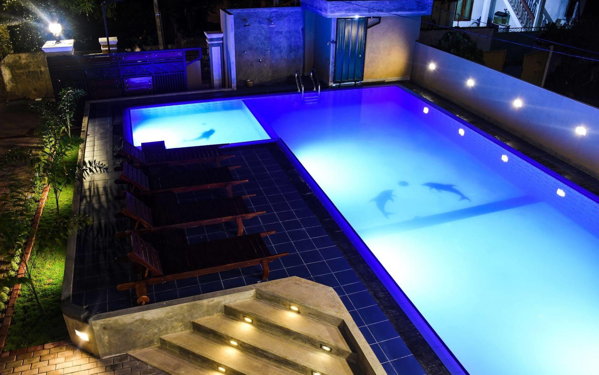 Ocean Glory Hotel Ettukala Экстерьер фото