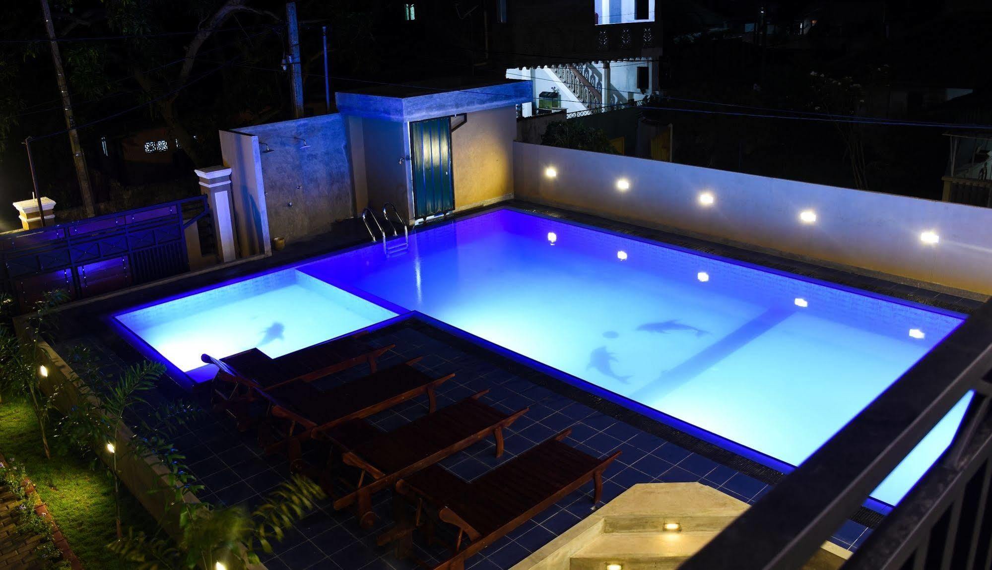 Ocean Glory Hotel Ettukala Экстерьер фото