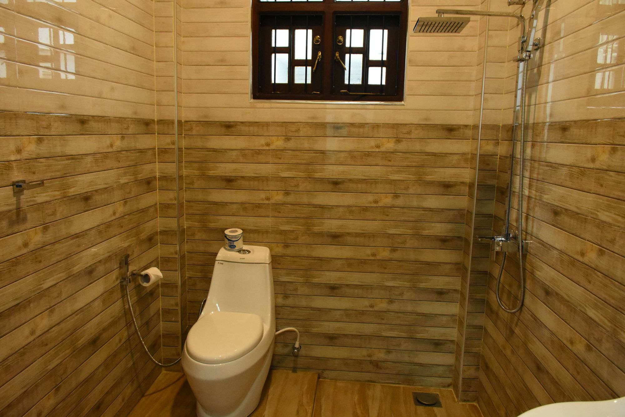 Ocean Glory Hotel Ettukala Экстерьер фото